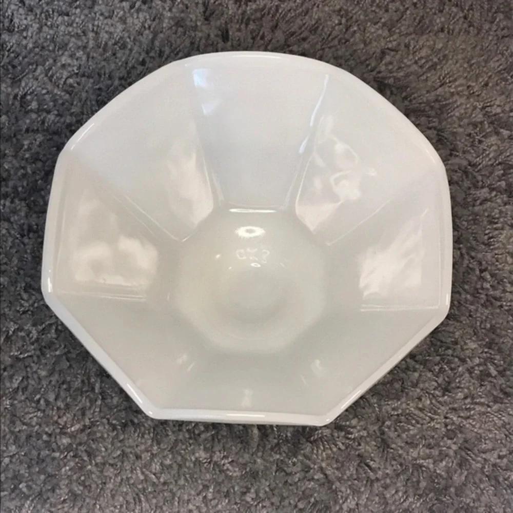 Vintage Anchor‎ Hocking Milk Glass Footed Fruit Bowl - Grape Vine Design - 9”